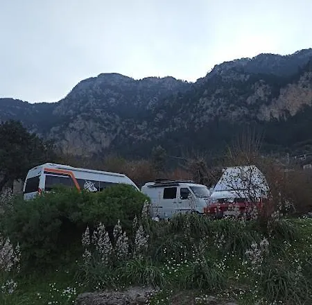 Butterfly Glamping + Camping + Bungalow خيمة فخمة *